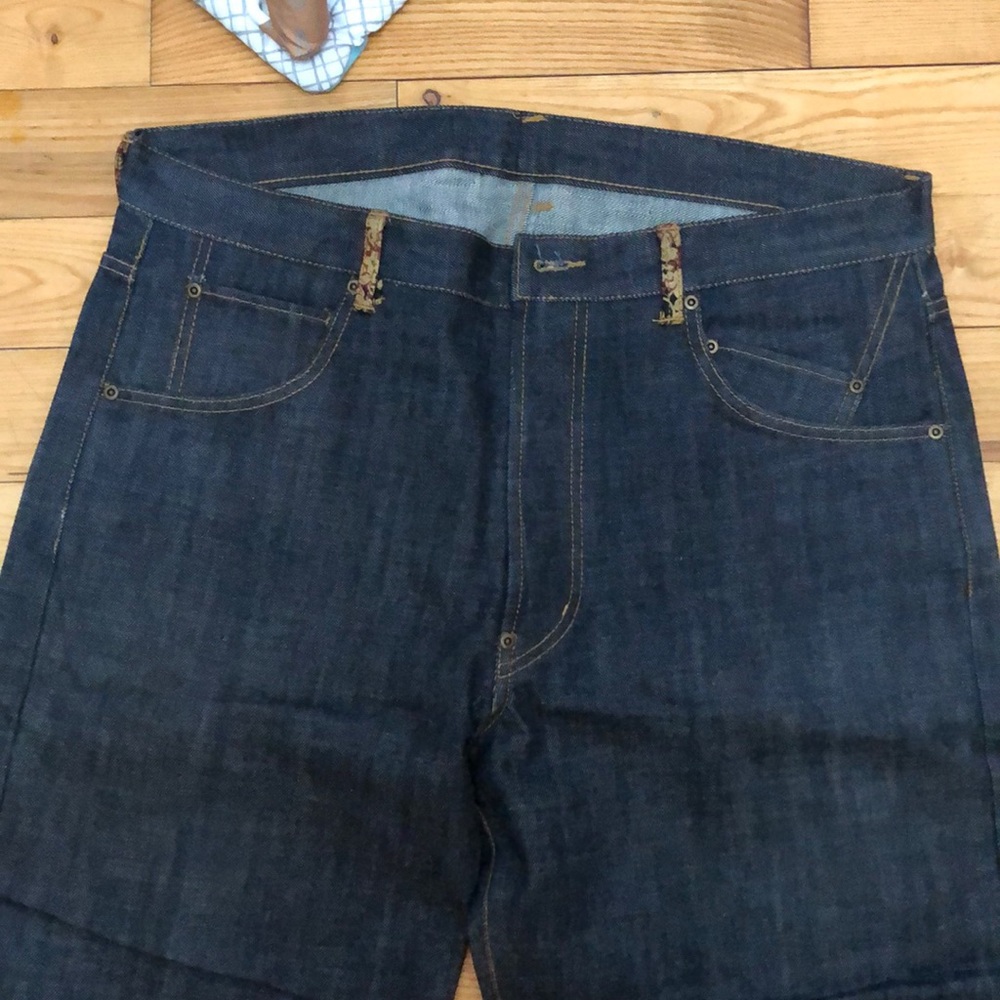 Jeans - Picture 4 of 5